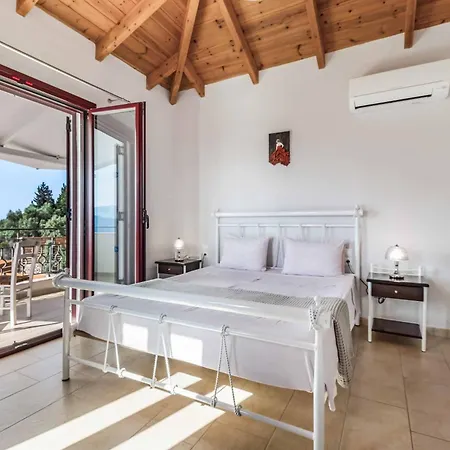 Anna Lefkas Villa